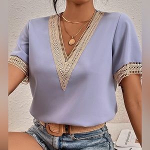 🤩Contrast Guipure Lace Blouse Tee | Sz M